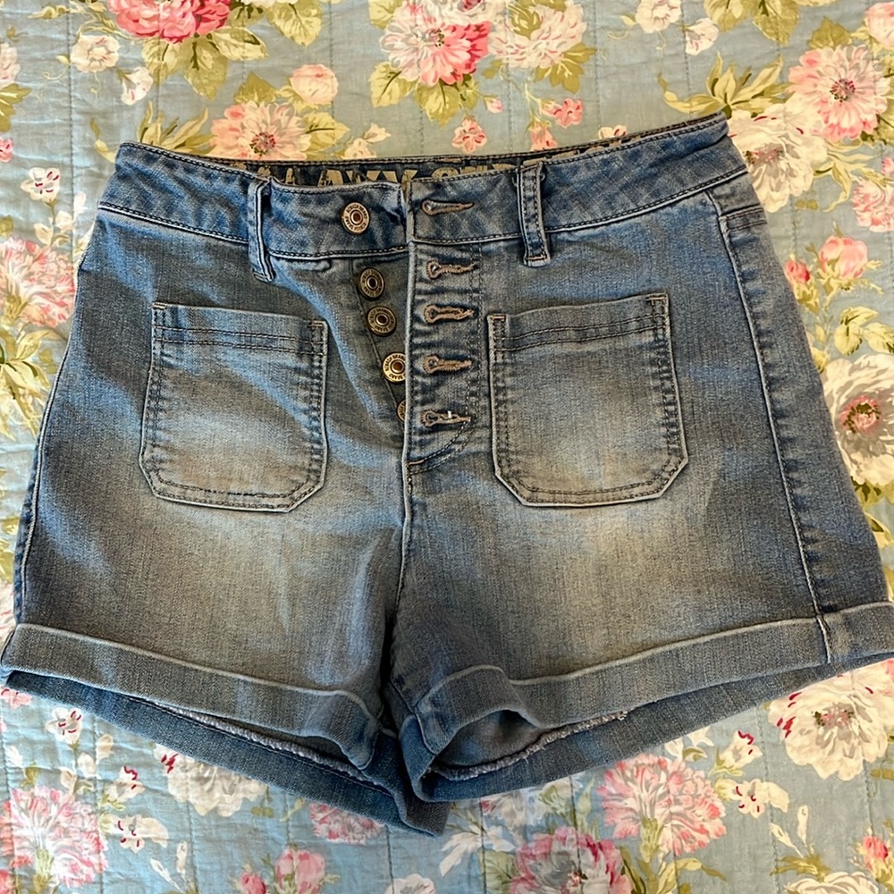 Blue, Rewash shorts